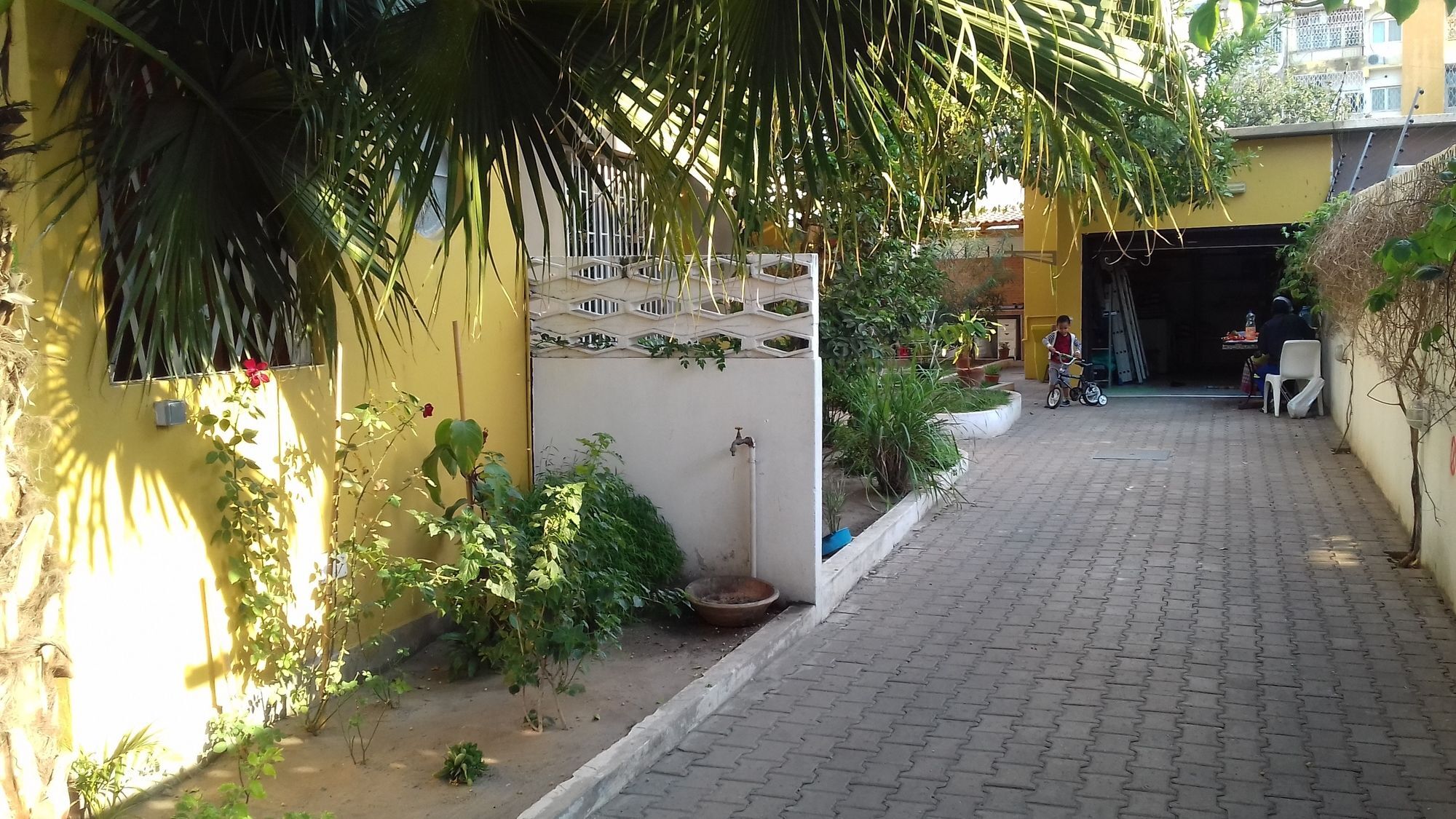 Marien Ngouabi Serviced T0 Chalet Maputo Exterior photo