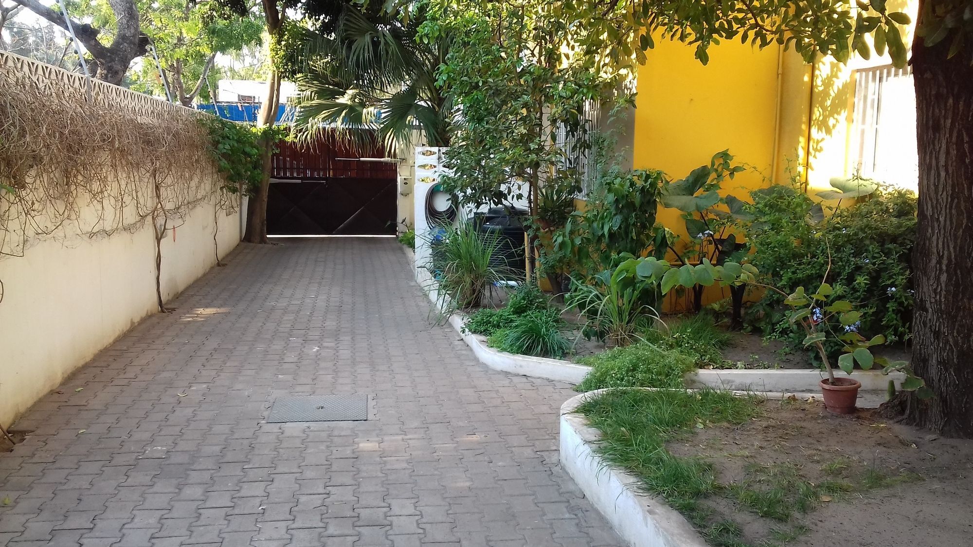 Marien Ngouabi Serviced T0 Chalet Maputo Exterior photo